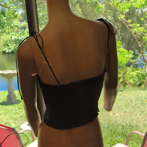 BOGO Urban Outfitters Crop Top M - Picture 4 of 11